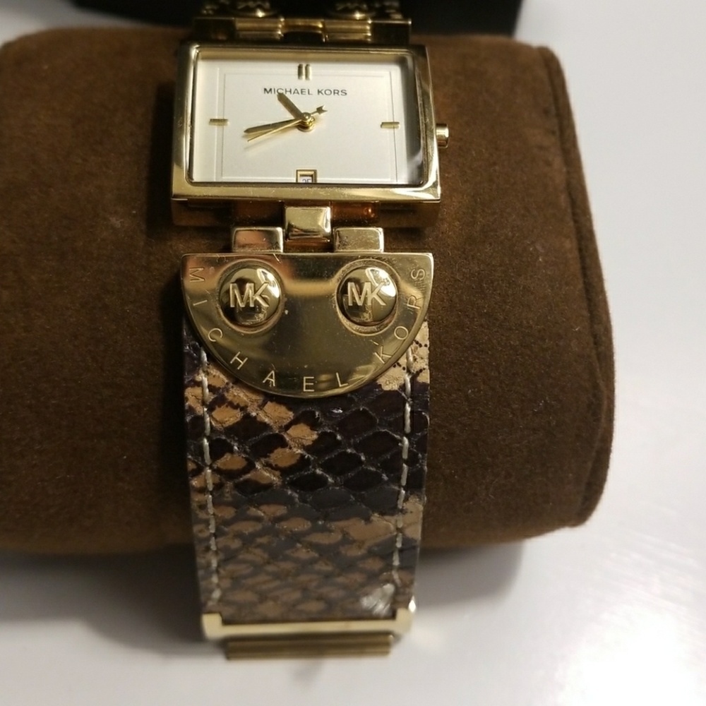 Micheal kors watch